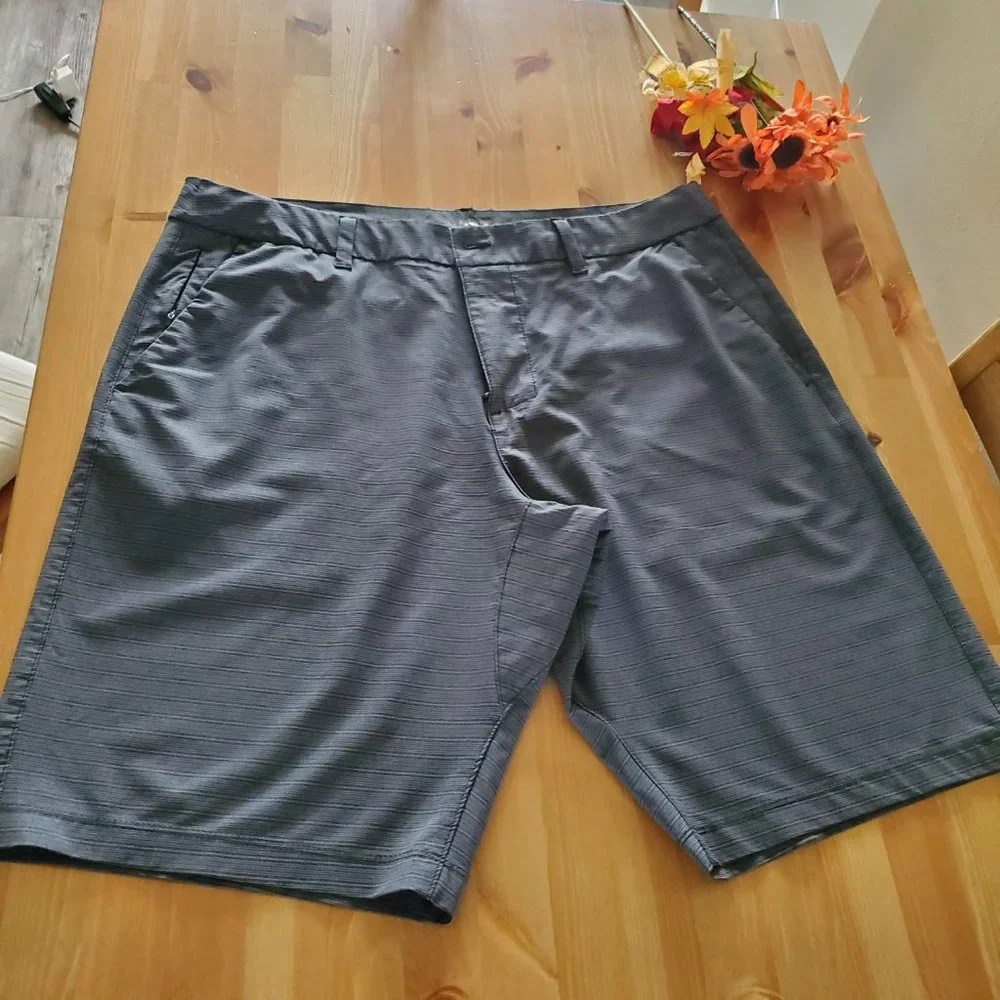 Hang Ten Wharf 21" Hybrid Shorts For Men - Picture 7 of 13